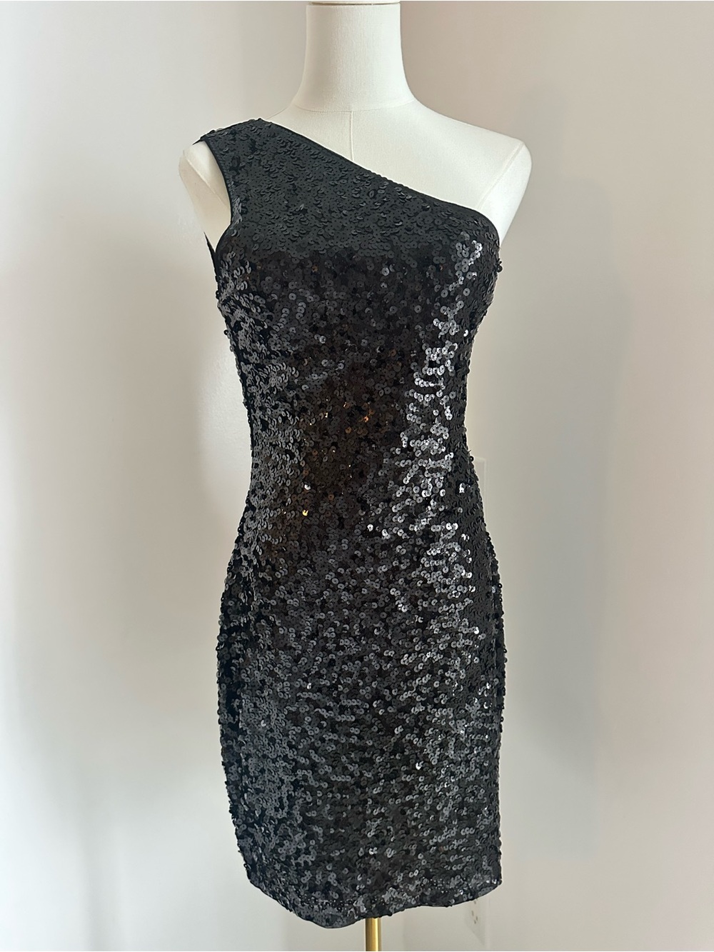 Black One-Shoulder Sequin Dress